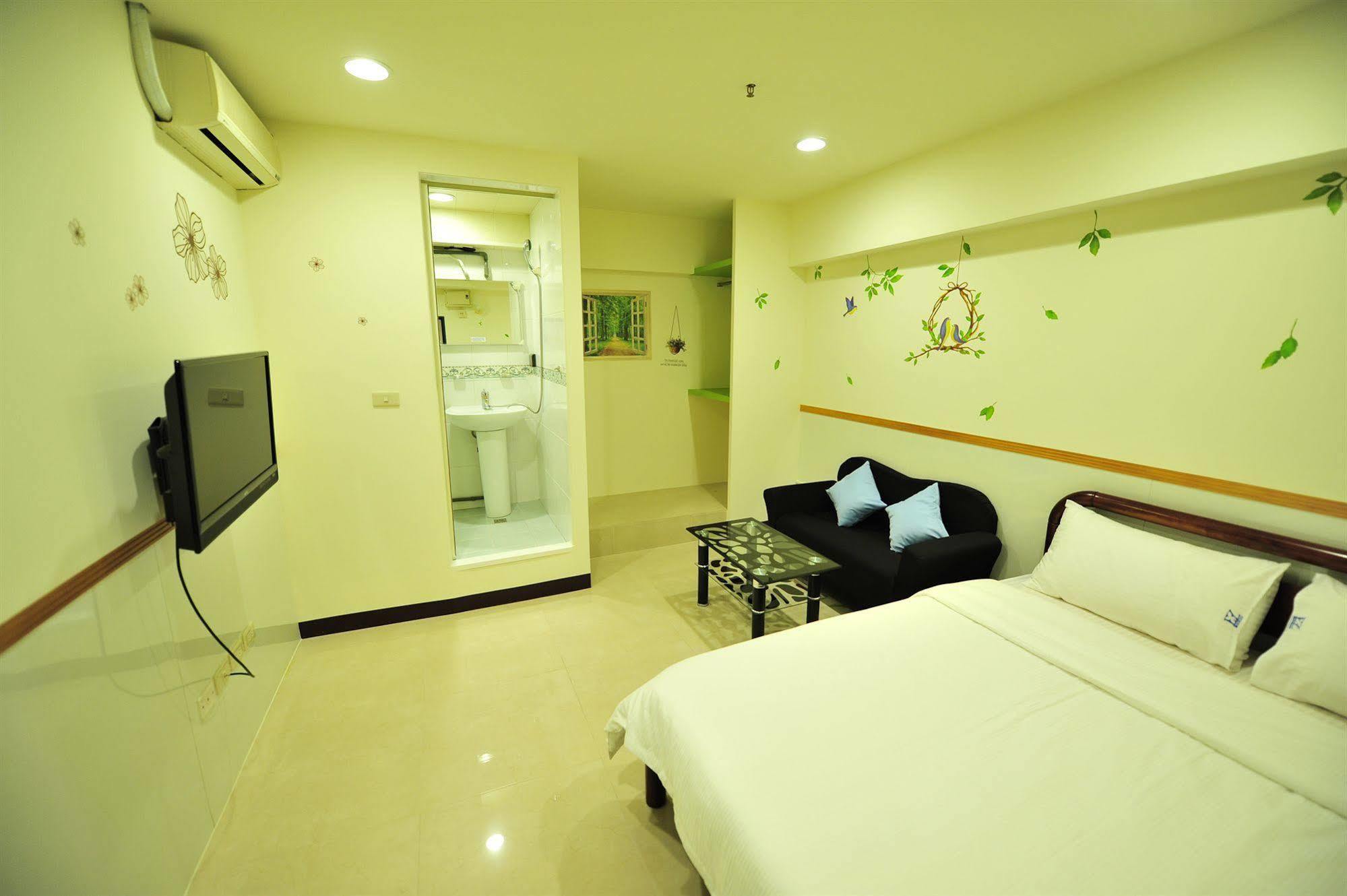 Ezbookers Dunhua Hotell Taipei Exteriör bild